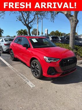 2025 Audi Q3 45 S line Premium
