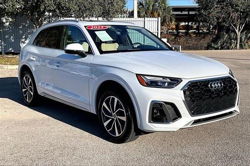 2025 Audi Q5 45 S line quattro Premium