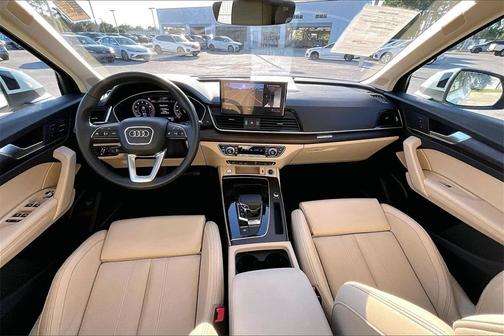 2025 Audi Q5 45 S line quattro Premium