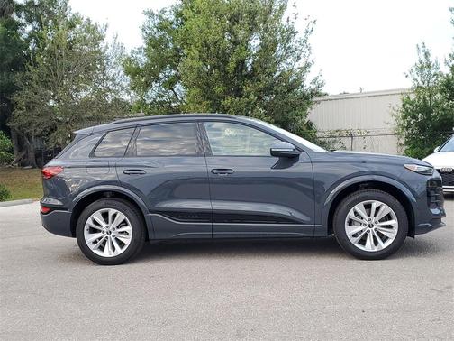 2025 Audi Q6 e-tron Premium