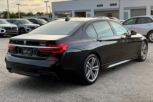 2018 BMW 750 i xDrive