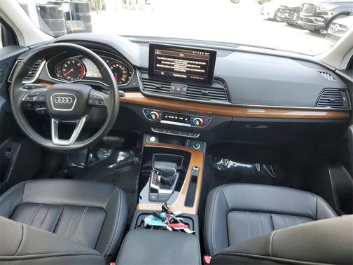 2022 Audi Q5 45 S line quattro Premium
