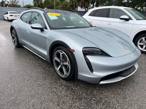 2024 Porsche Taycan Cross Turismo 4