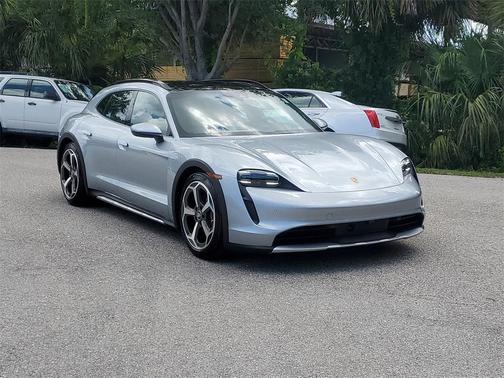 2024 Porsche Taycan Cross Turismo 4