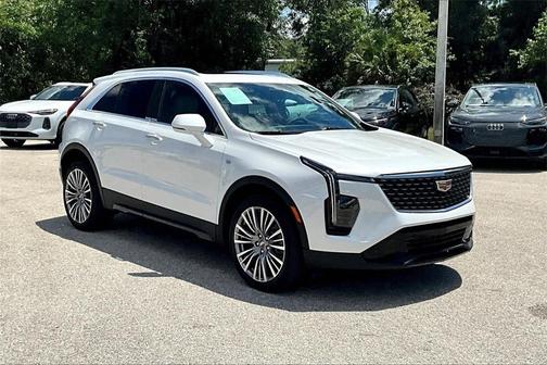 2024 Cadillac XT4 Premium Luxury