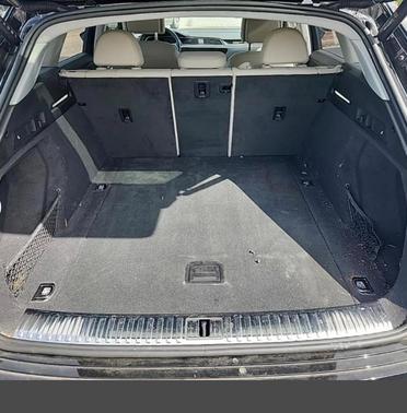 2024 Audi Q8 e-tron Premium