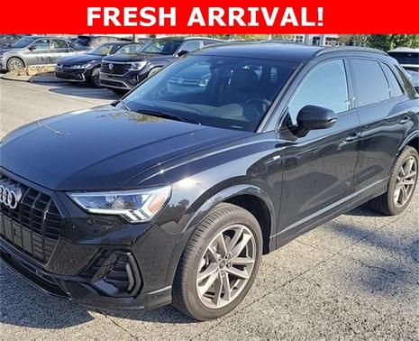 2025 Audi Q3 45 S line Premium