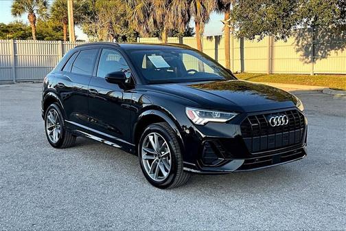 2025 Audi Q3 45 S line Premium
