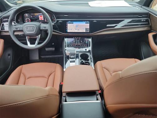 2025 Audi Q7 55 Premium