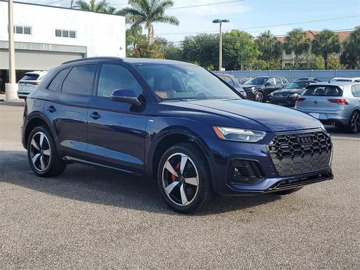 2024 Audi Q5 45 S line quattro Premium