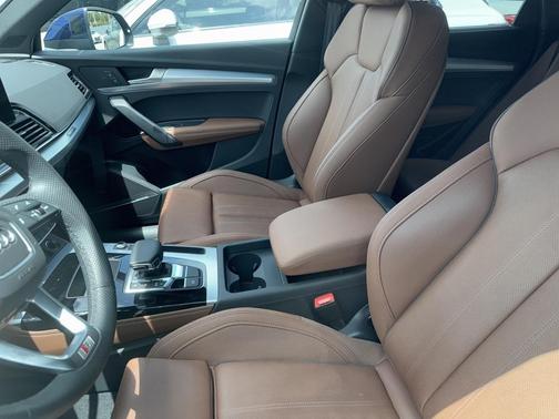 2024 Audi Q5 45 S line quattro Premium