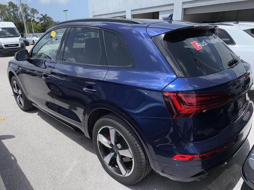 2024 Audi Q5 45 S line quattro Premium