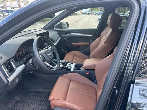 2025 Audi Q5 45 S line quattro Premium