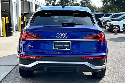 2023 Audi Q5 45 S line quattro Premium