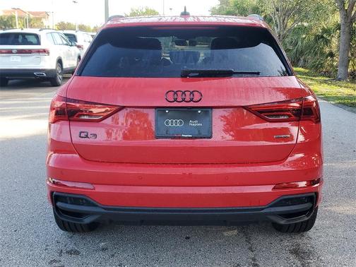 2025 Audi Q3 45 S line Premium