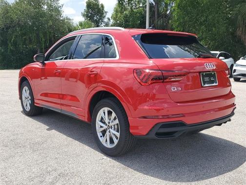 2025 Audi Q3 45 S line Premium