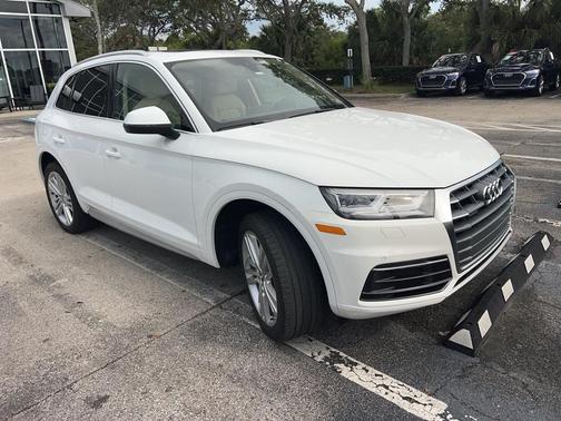2018 Audi Q5 2.0T Premium Plus