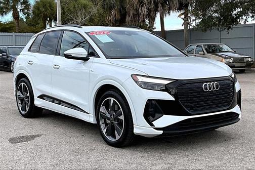 2024 Audi Q4 e-tron 55 quattro Premium