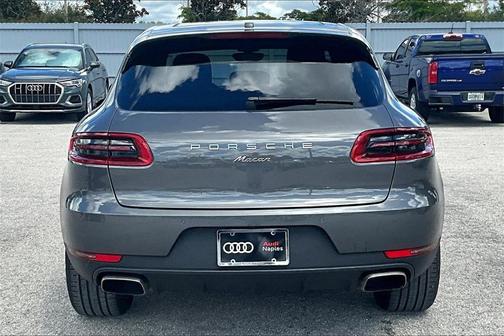 2018 Porsche Macan Base