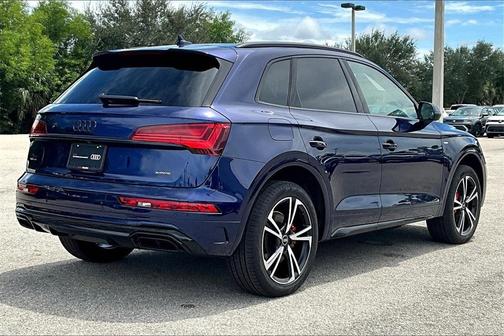 2025 Audi Q5 45 S line quattro Premium