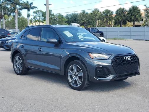 2025 Audi Q5 45 S line quattro Premium