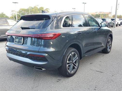 2025 Audi Q5 2.0T quattro Premium