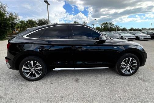2023 Audi Q5 45 S line Premium Plus