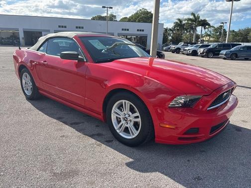 2014 Ford Mustang V6