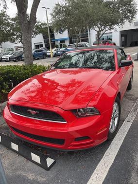 2014 Ford Mustang V6