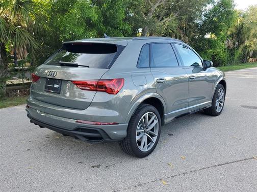 2025 Audi Q3 45 S line Premium
