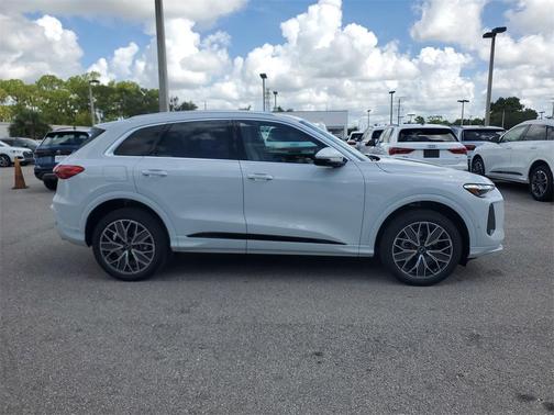 2025 Audi Q5 2.0T quattro Premium