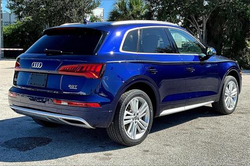 2018 Audi Q5 2.0T Premium Plus