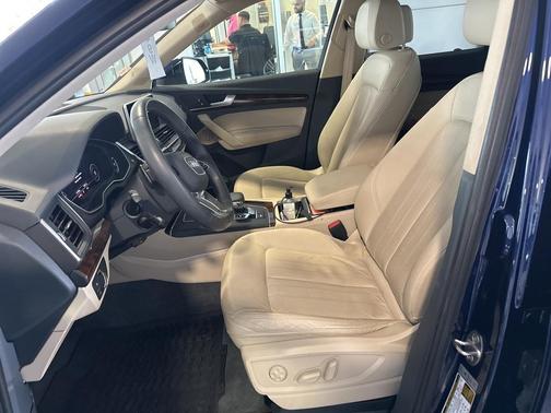 2018 Audi Q5 2.0T Premium Plus