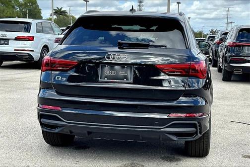 2025 Audi Q3 45 S line Premium