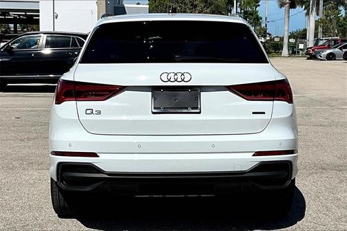 2025 Audi Q3 45 S line Premium