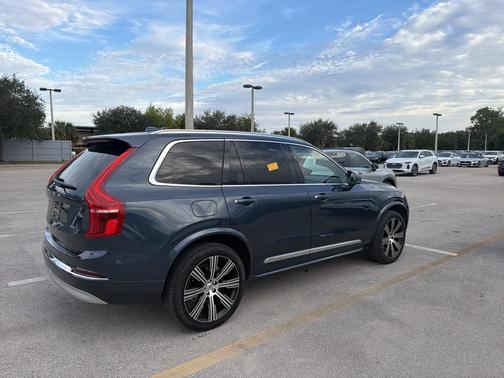 2022 Volvo XC90 T6 Inscription 6 Passenger