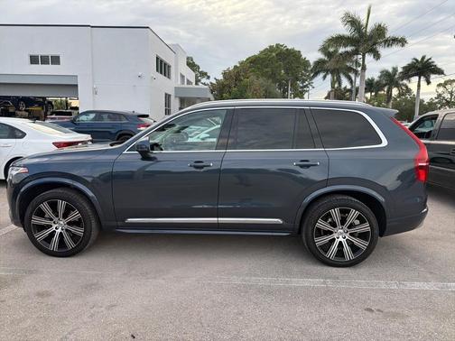 2022 Volvo XC90 T6 Inscription 6 Passenger