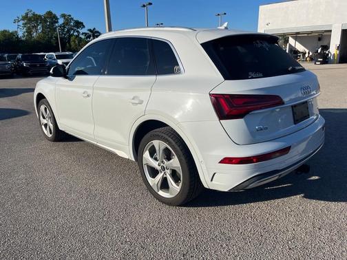 2021 Audi Q5 45 Prestige