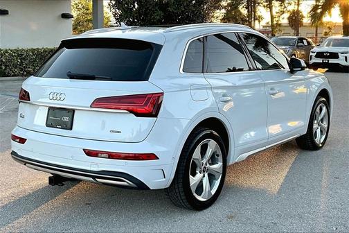 2021 Audi Q5 45 Prestige