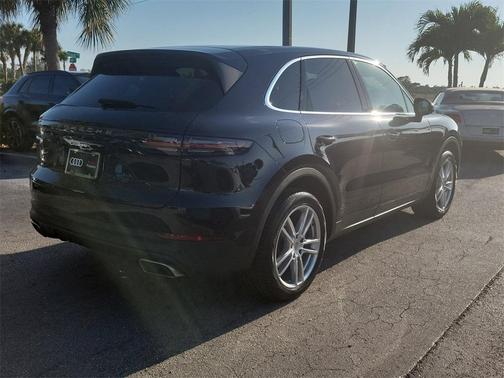 2020 Porsche Cayenne Base