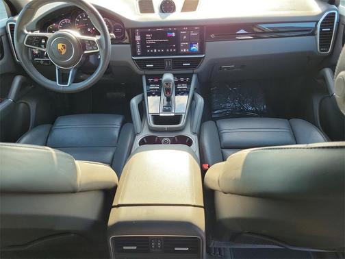 2020 Porsche Cayenne Base
