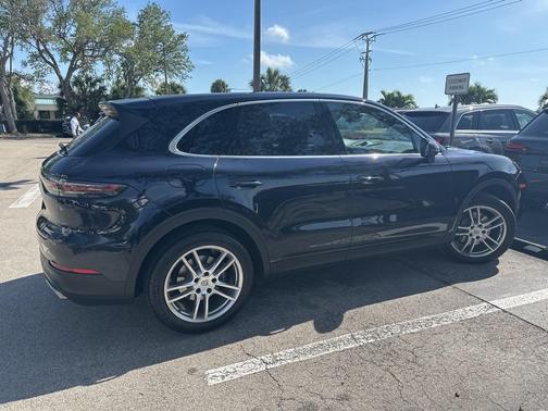 2020 Porsche Cayenne Base
