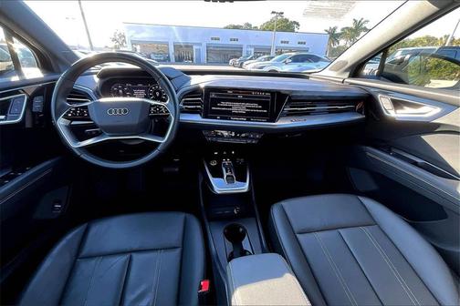 2024 Audi Q4 e-tron 55 quattro Premium