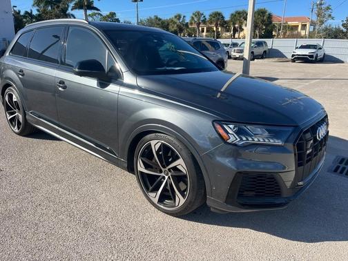 2024 Audi SQ7 4.0T Premium Plus