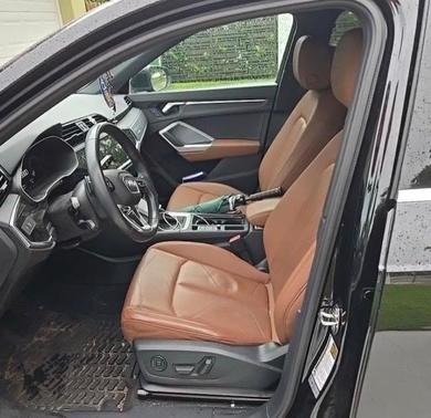 2023 Audi Q3 45 S line Premium