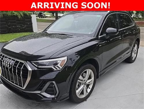 2023 Audi Q3 45 S line Premium