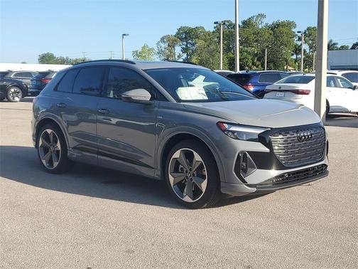 2025 Audi Q4 e-tron 55 quattro Premium