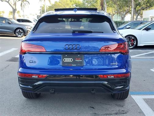 2025 Audi Q5 45 S line quattro Premium