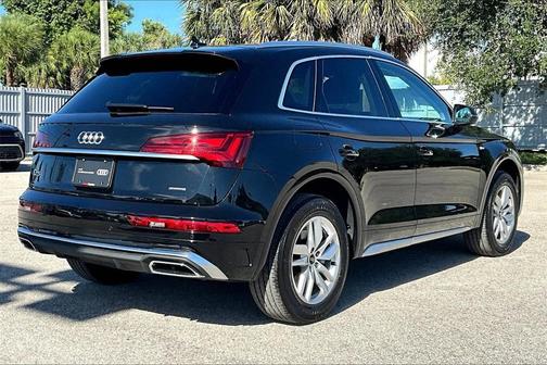 2023 Audi Q5 45 S line quattro Premium
