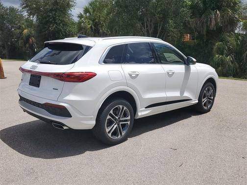 2025 Audi Q5 2.0T quattro Premium